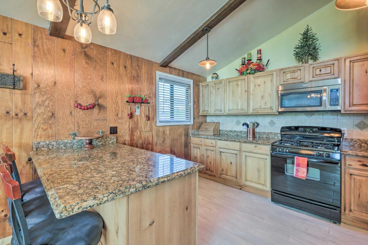 Flagstaff Townhome - Walk To Country Club And Pools! Extérieur photo
